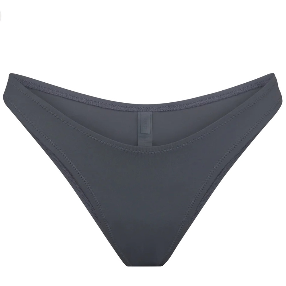 SKIMS Signature Swim Cheeky Tanga Bottom • XXS • Gun Metal